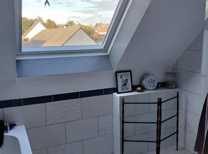 D'hotes Du Clos Du Roi Bed & Breakfast 3*